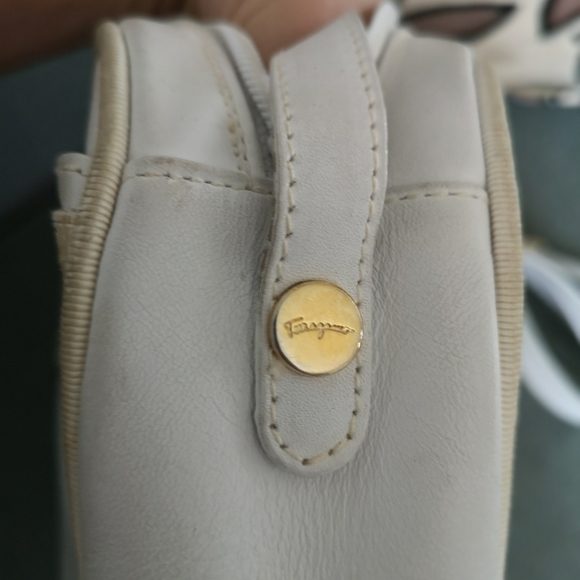 Vintage Small White Ferragamo Cross body - Picture 6 of 8